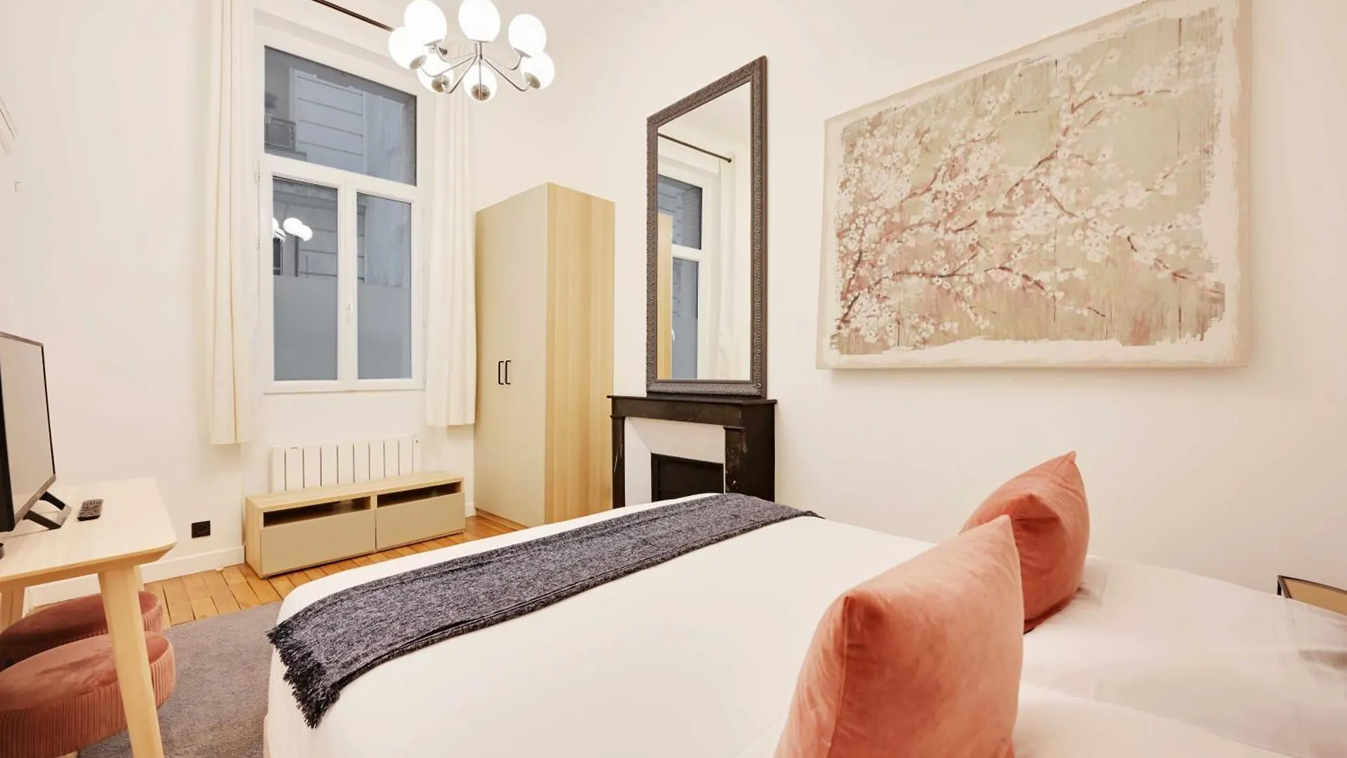 Beautiful Apt -1Br-4P- Tour Eiffel - Invalides باريس