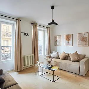 Center Of Le Marais By Prestige Apartment